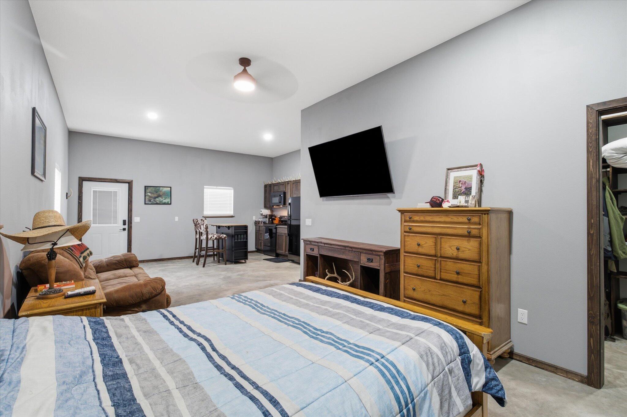 1206 State Highway B Property Photo 40