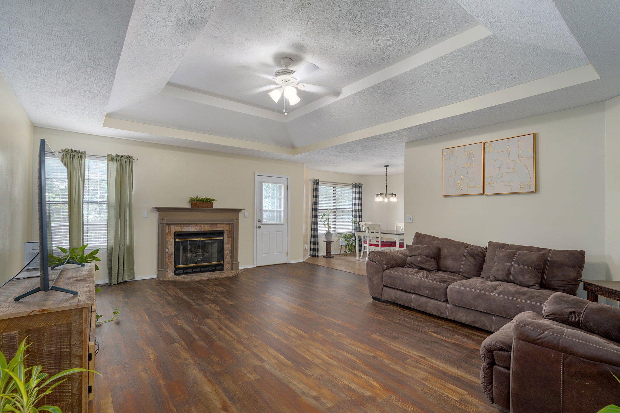 826 South Chinkapin Avenue Property Photo 4
