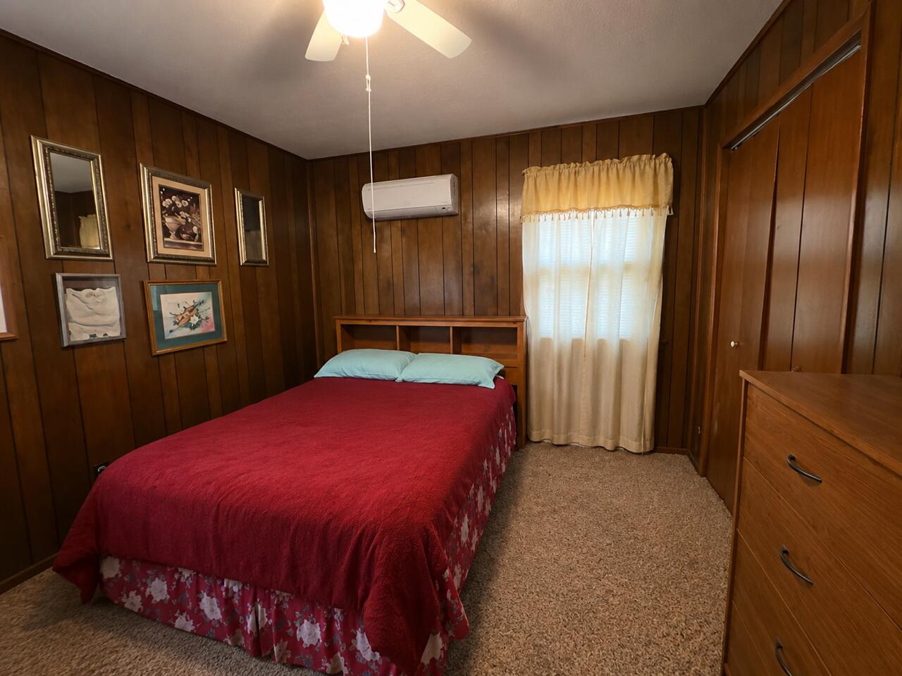 1010 Jefferson Avenue Property Photo 14