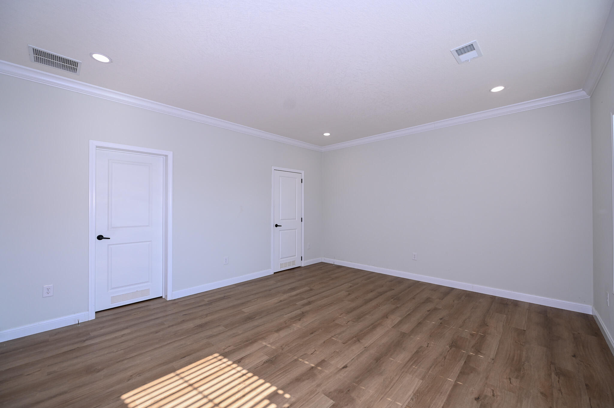 9735 South 325 Road Property Photo 21