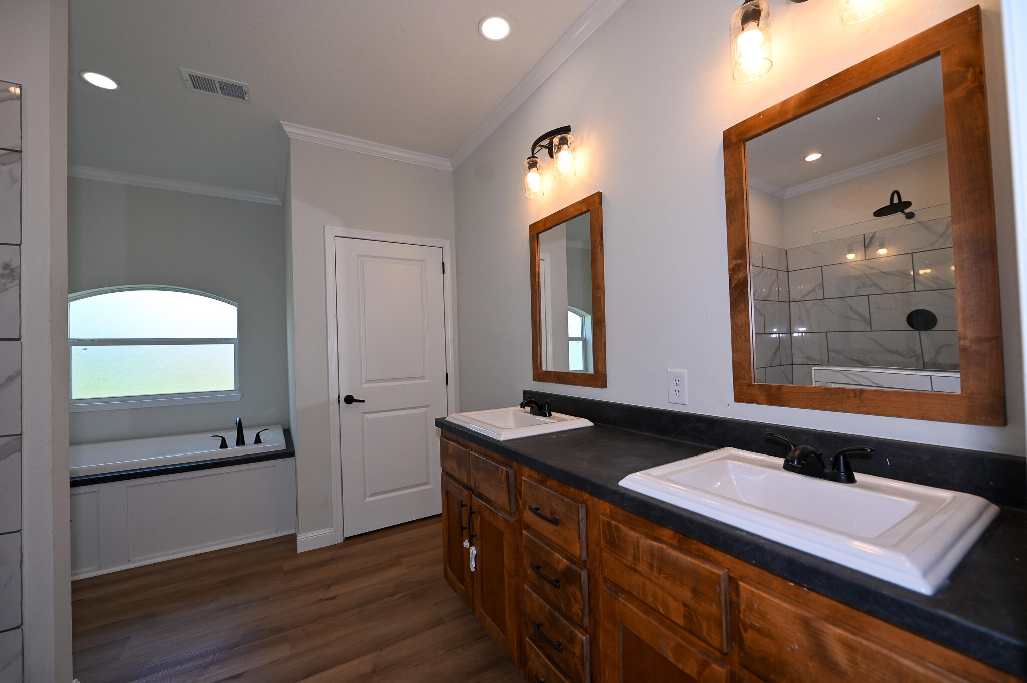 9735 South 325 Road Property Photo 22