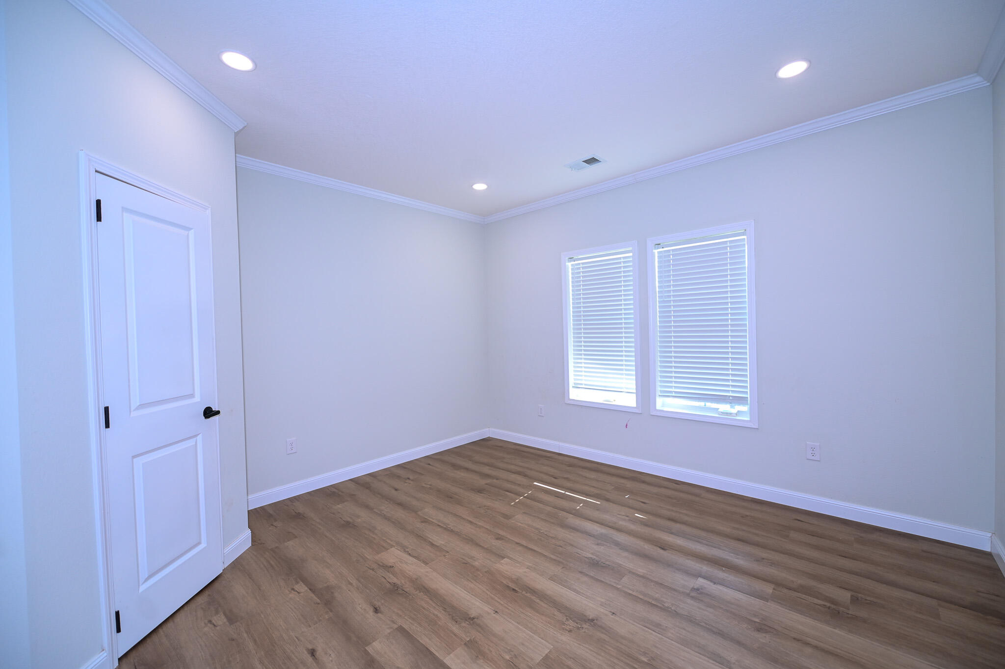 9735 South 325 Road Property Photo 28