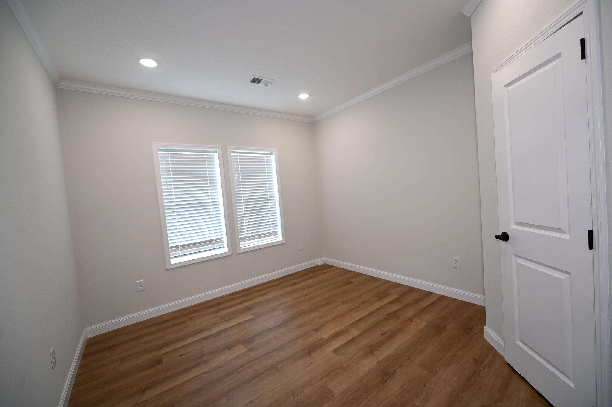 9735 South 325 Road Property Photo 32