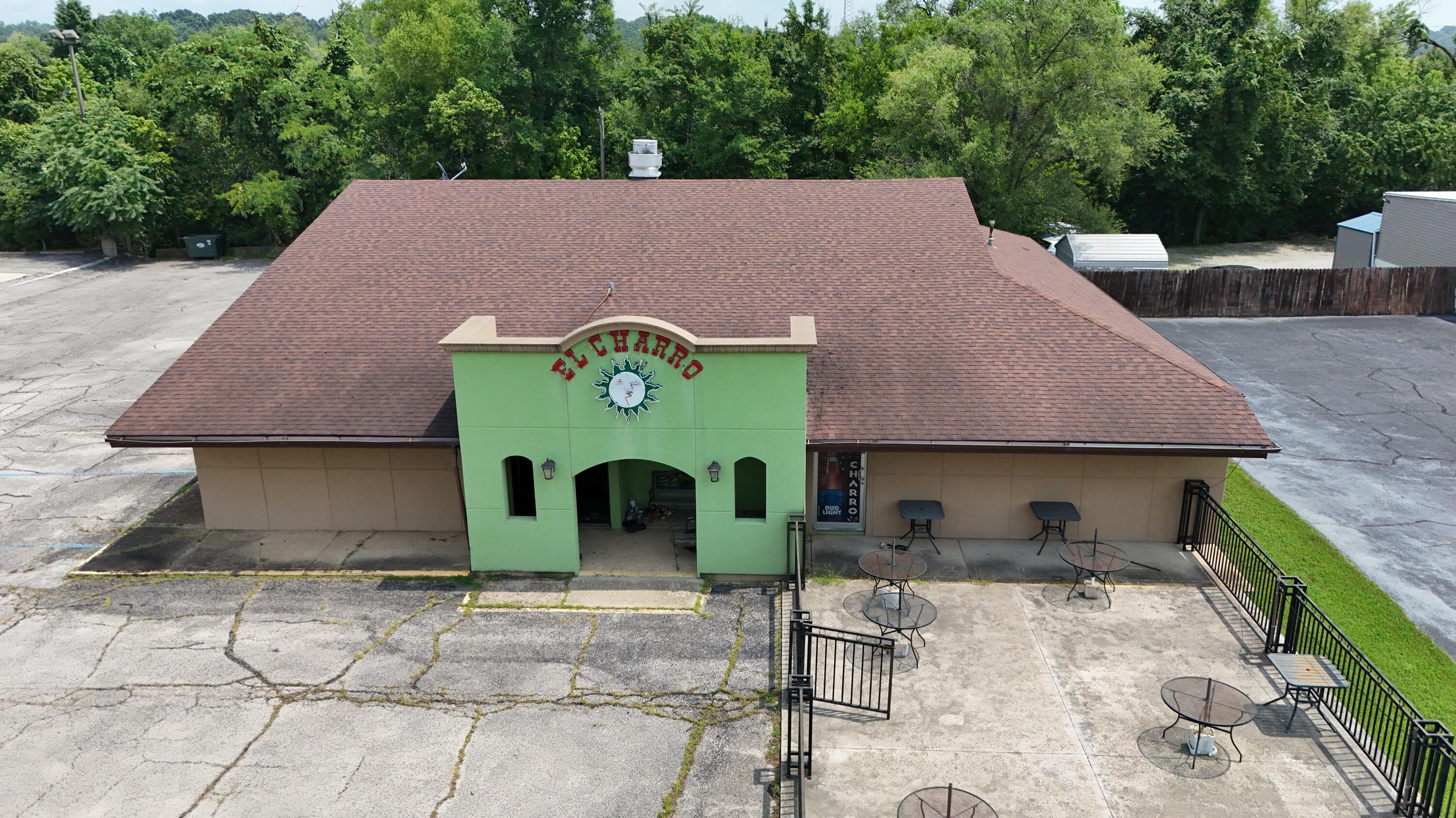 1710 Porter Wagoner Boulevard Property Photo 1