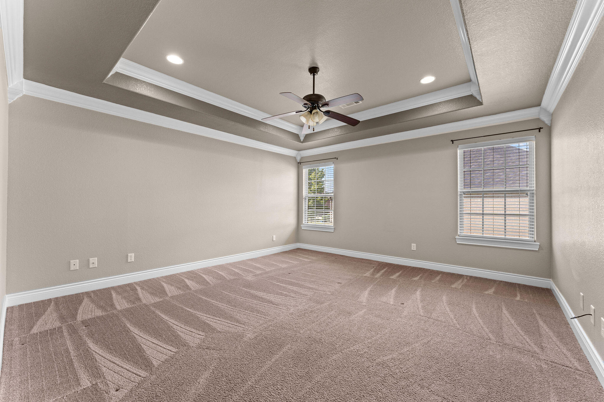 180 Stoney Pointe Drive Property Photo 15