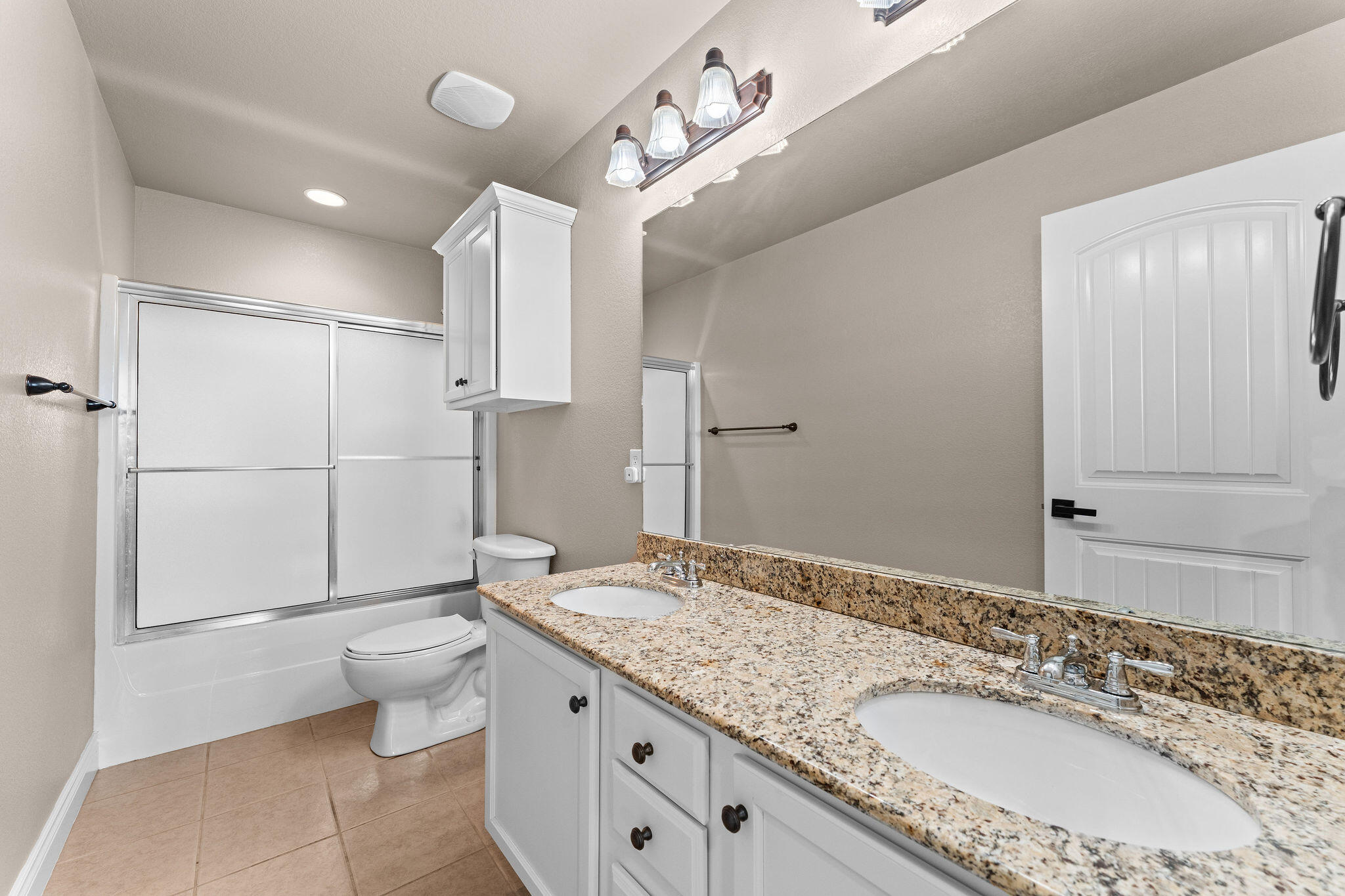 180 Stoney Pointe Drive Property Photo 21