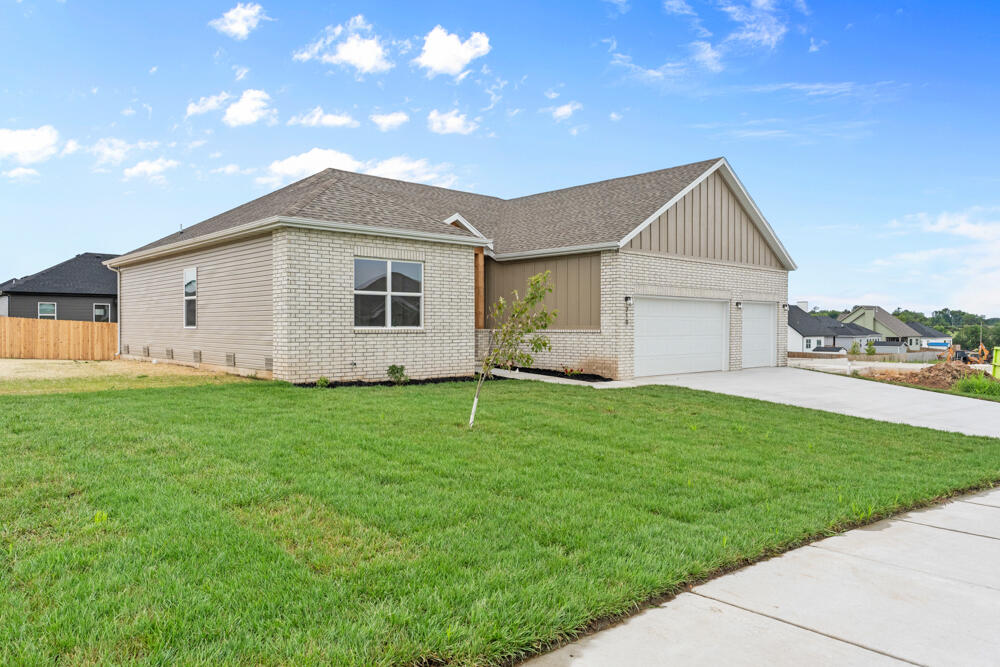 1424 North Carter Way Property Photo 3