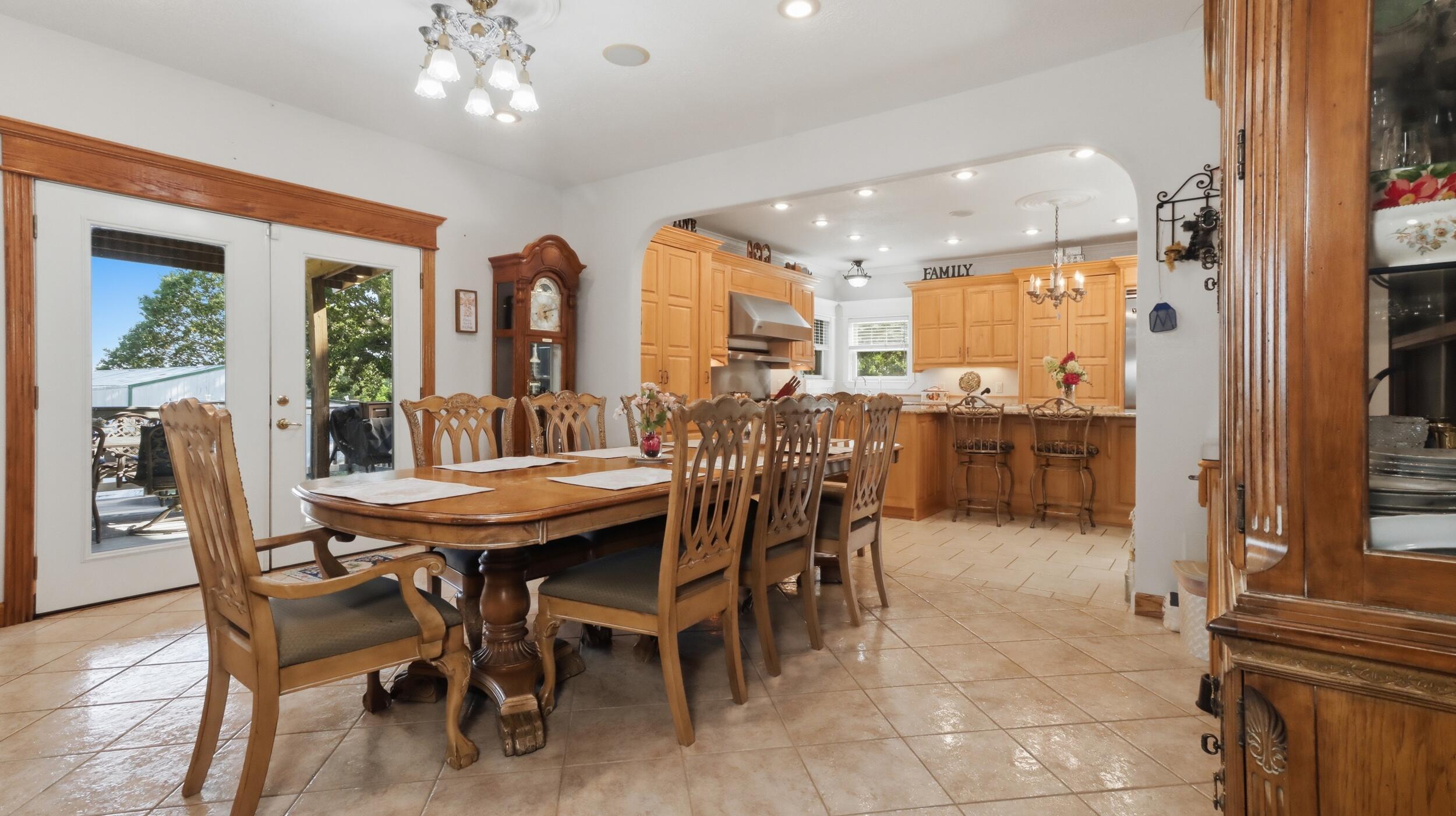 8431 State Route Ad Property Photo 10