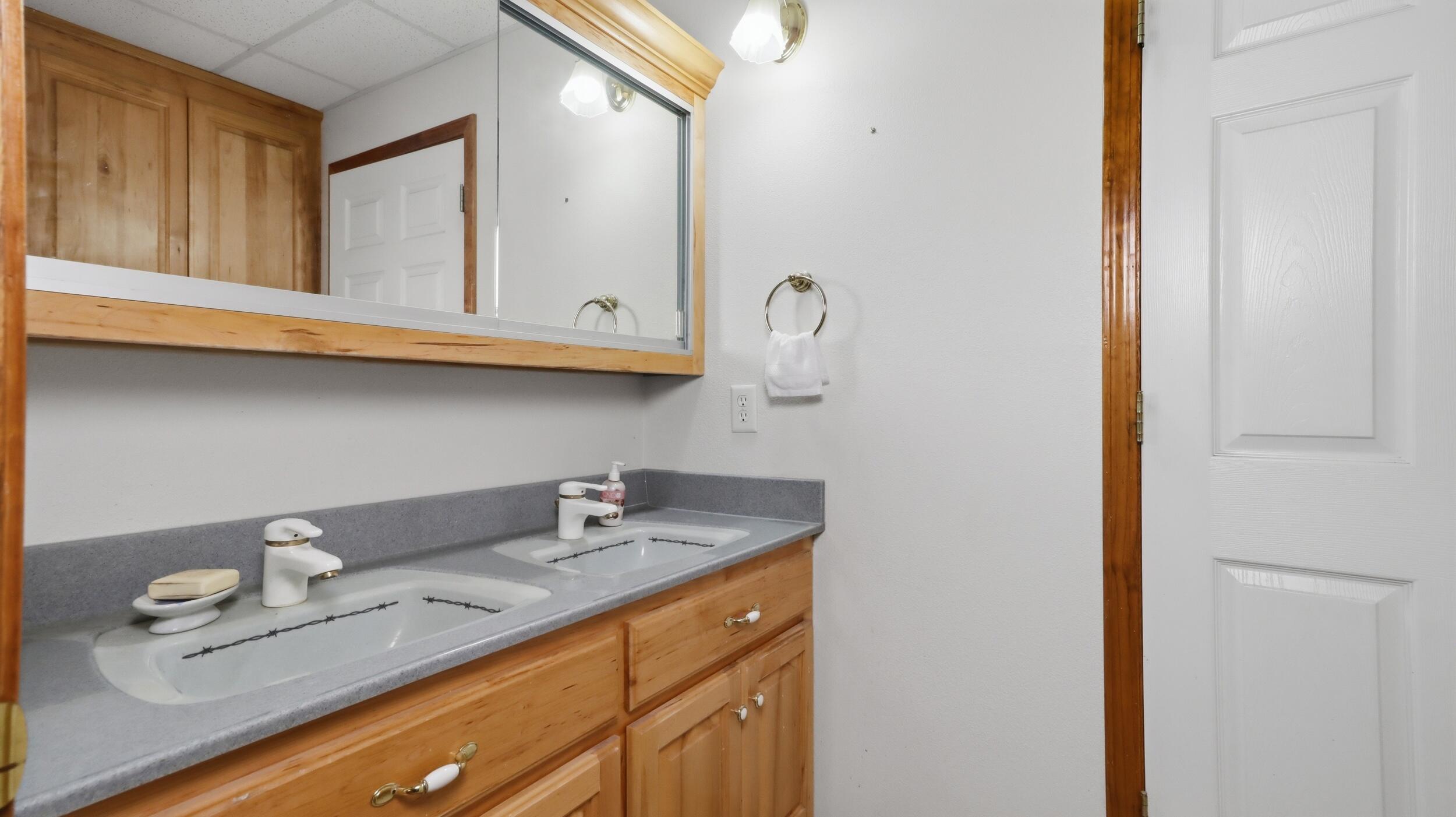 8431 State Route Ad Property Photo 27