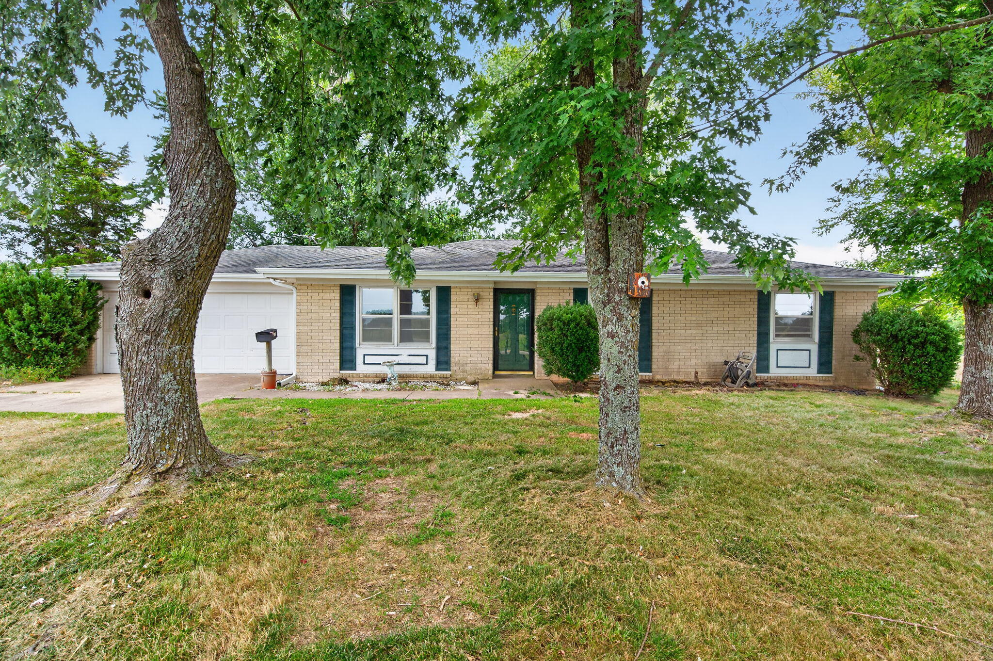 2068 North State Highway T Property Photo 1