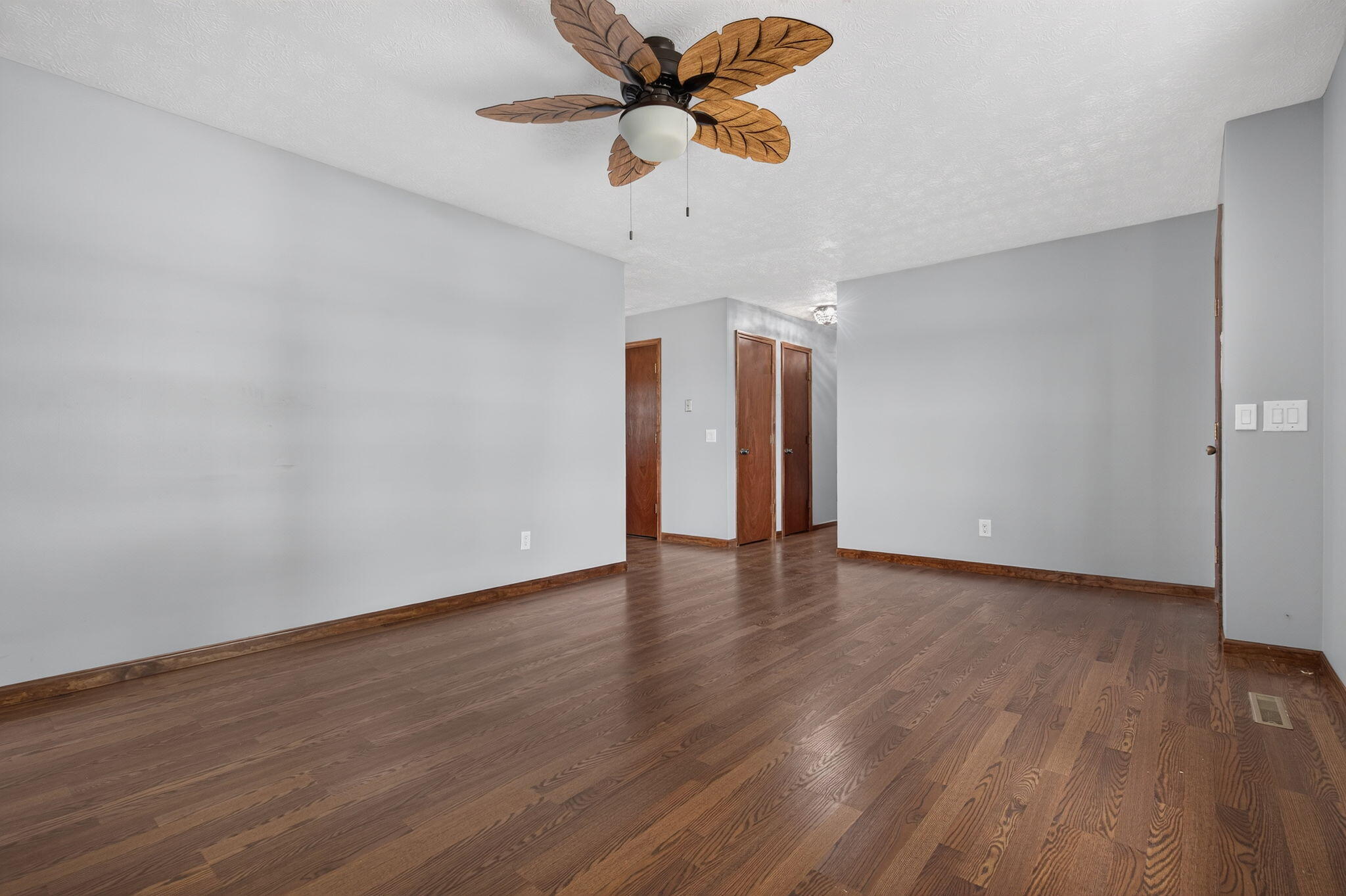 2068 North State Highway T Property Photo 5