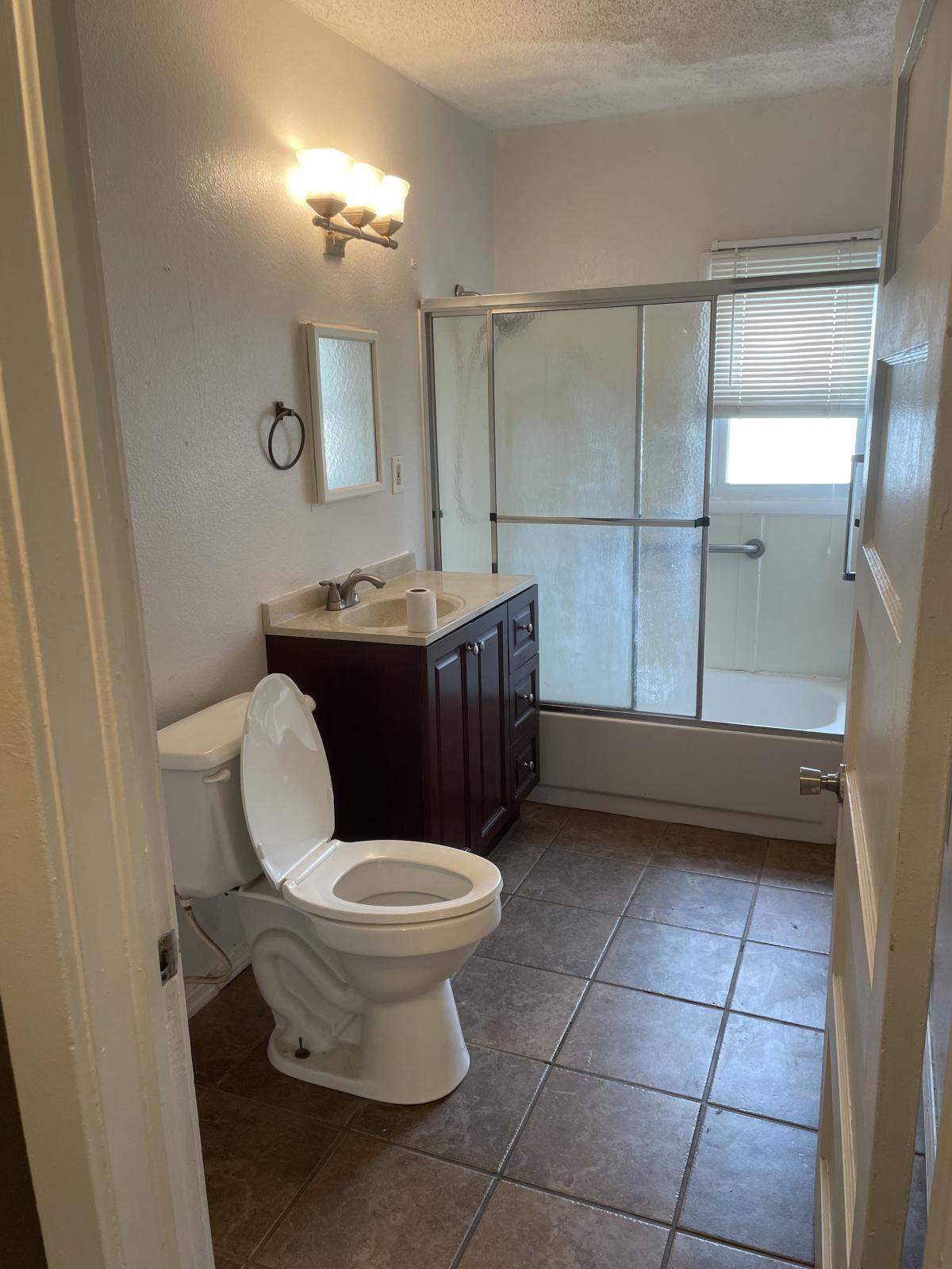 1107 Nelson Street Property Photo 5