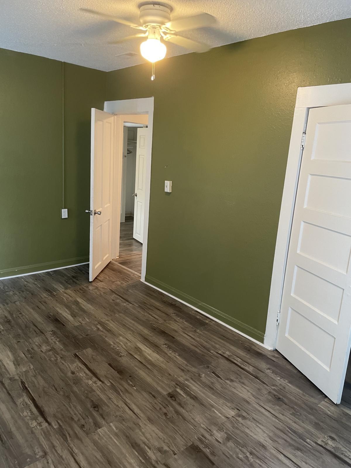 1107 Nelson Street Property Photo 6