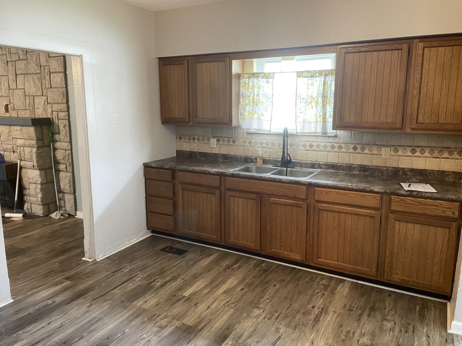 1107 Nelson Street Property Photo 11