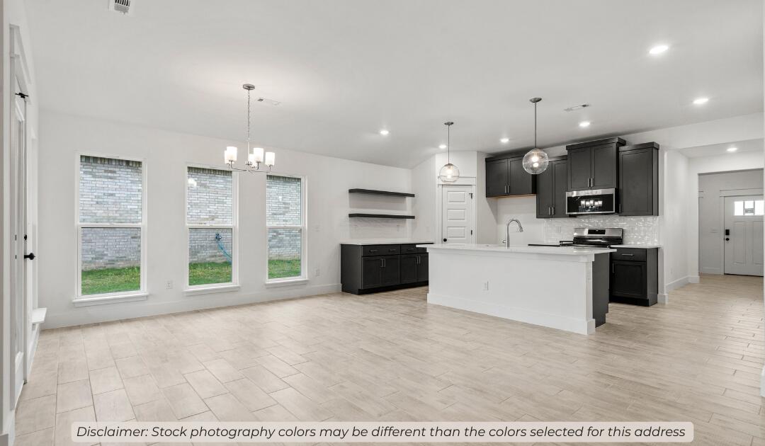 1003 West Pebblebrooke Drive Property Photo 19