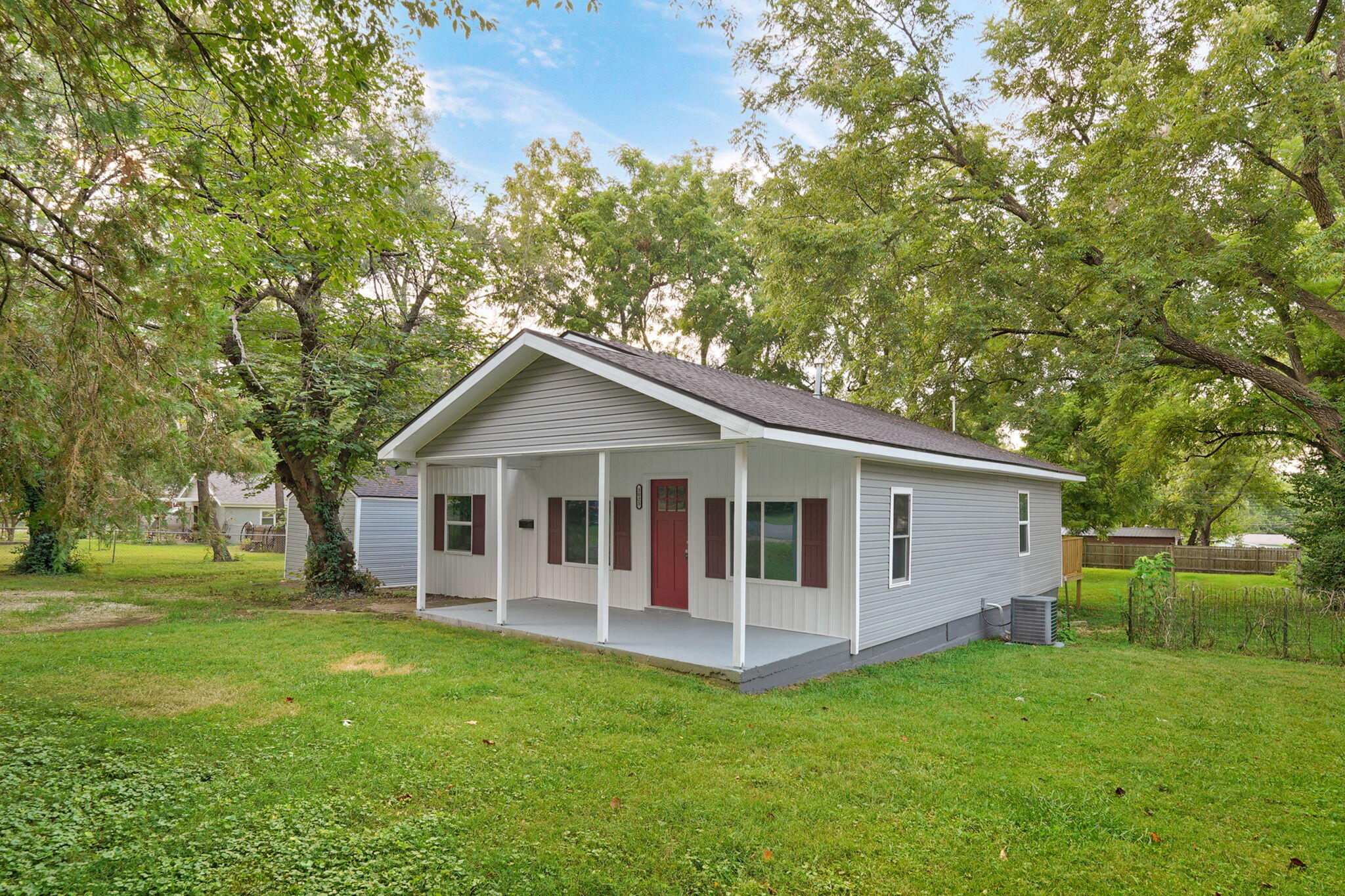 3023 West State Street Property Photo 4