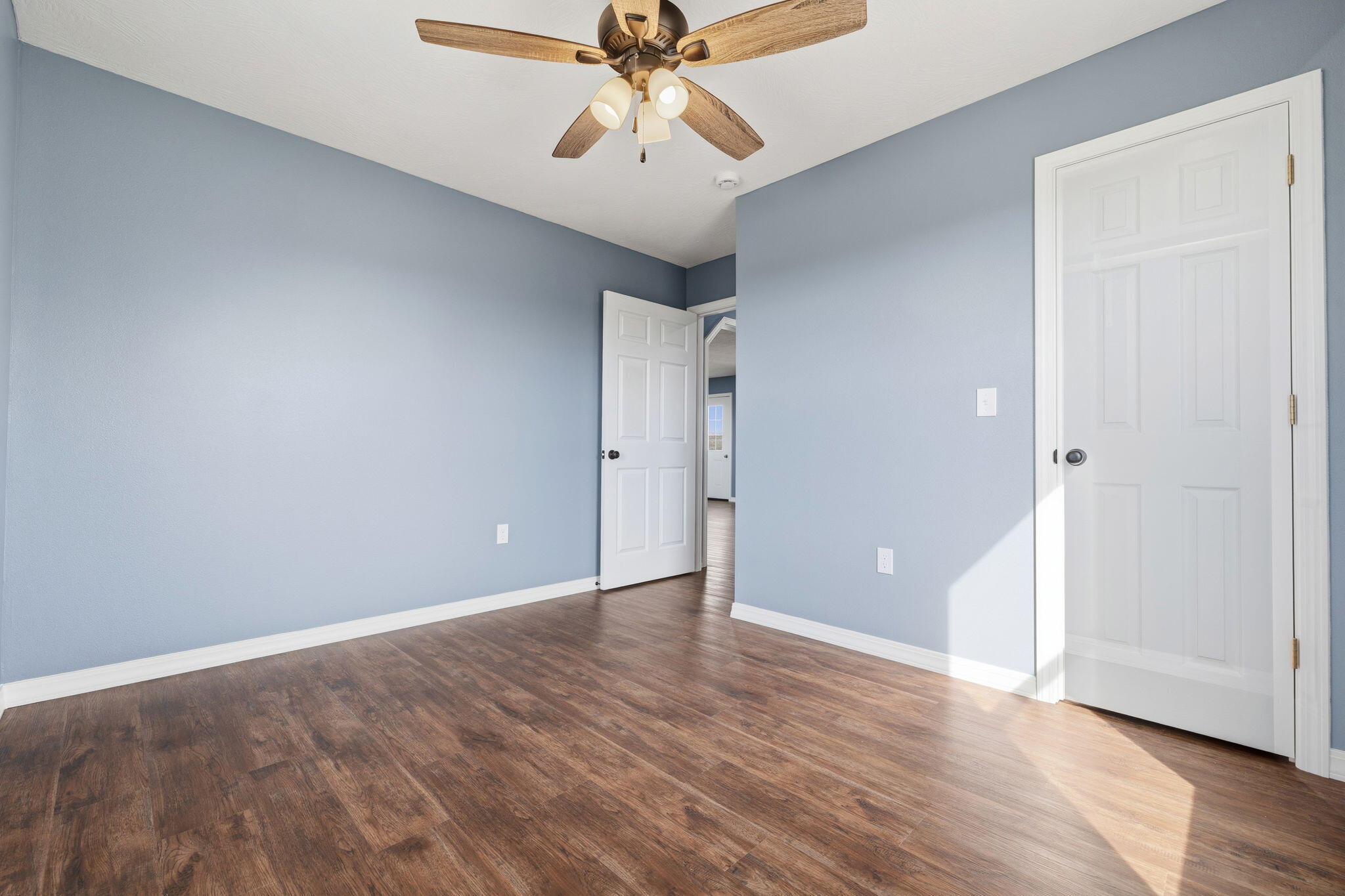 2115 Hidden Pond Lane Property Photo 34