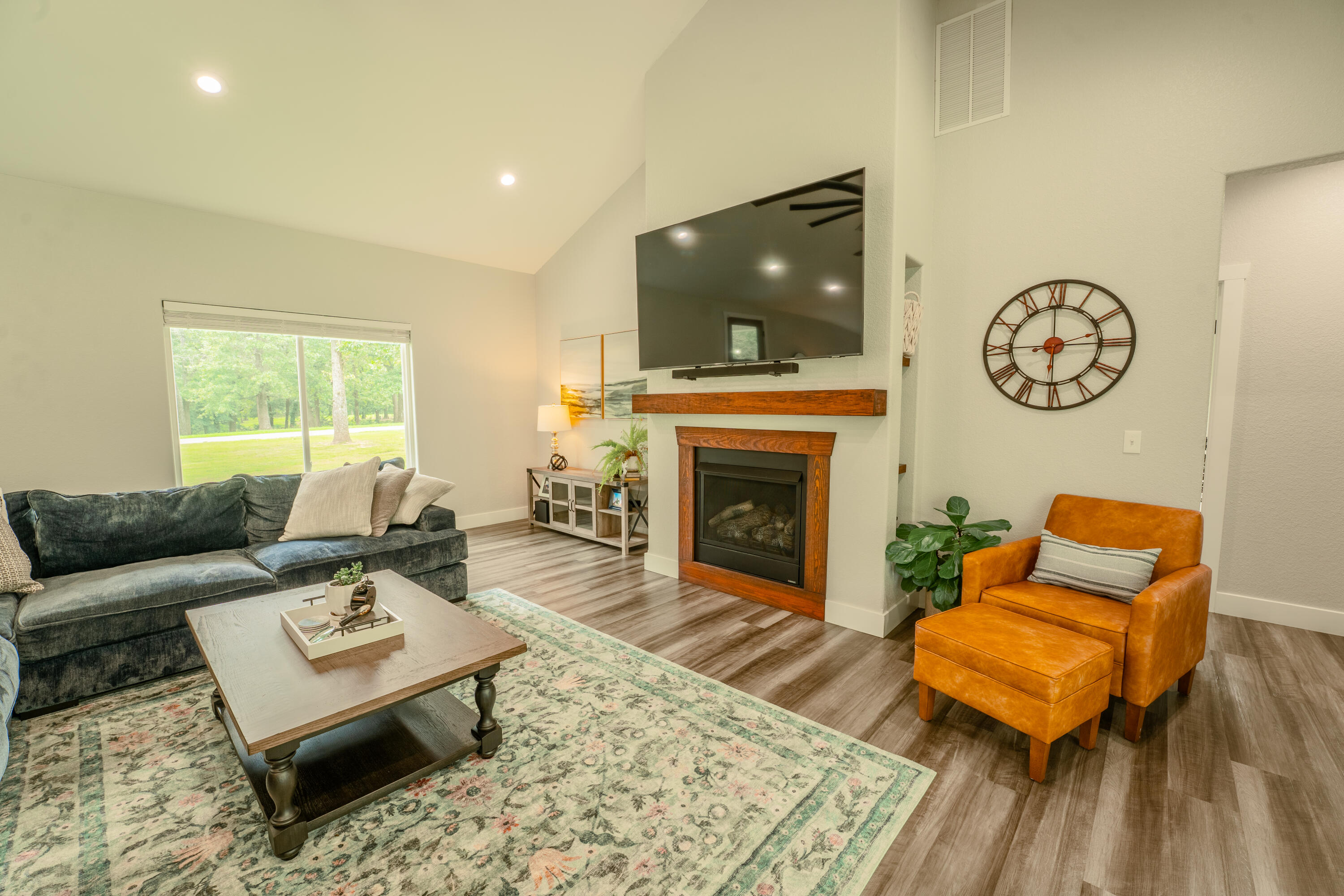 631 Buena Vista Parkway Property Photo 7