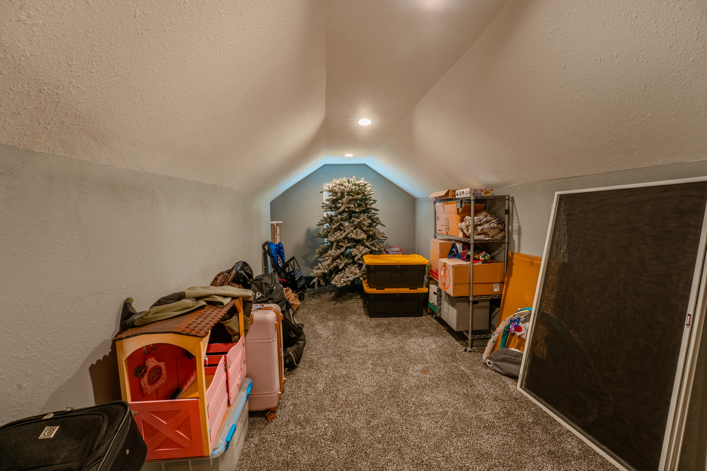 631 Buena Vista Parkway Property Photo 36