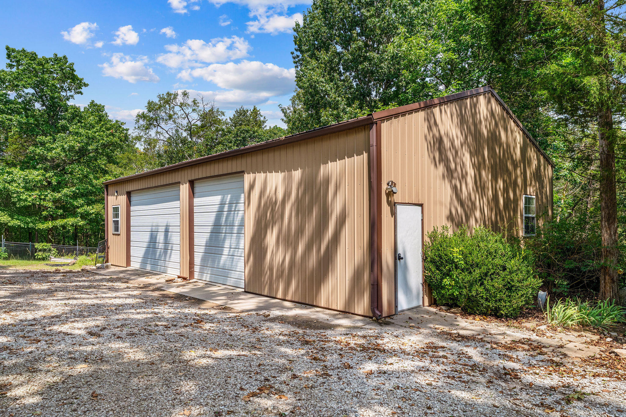 555 Lost Acres Boulevard Property Photo 8