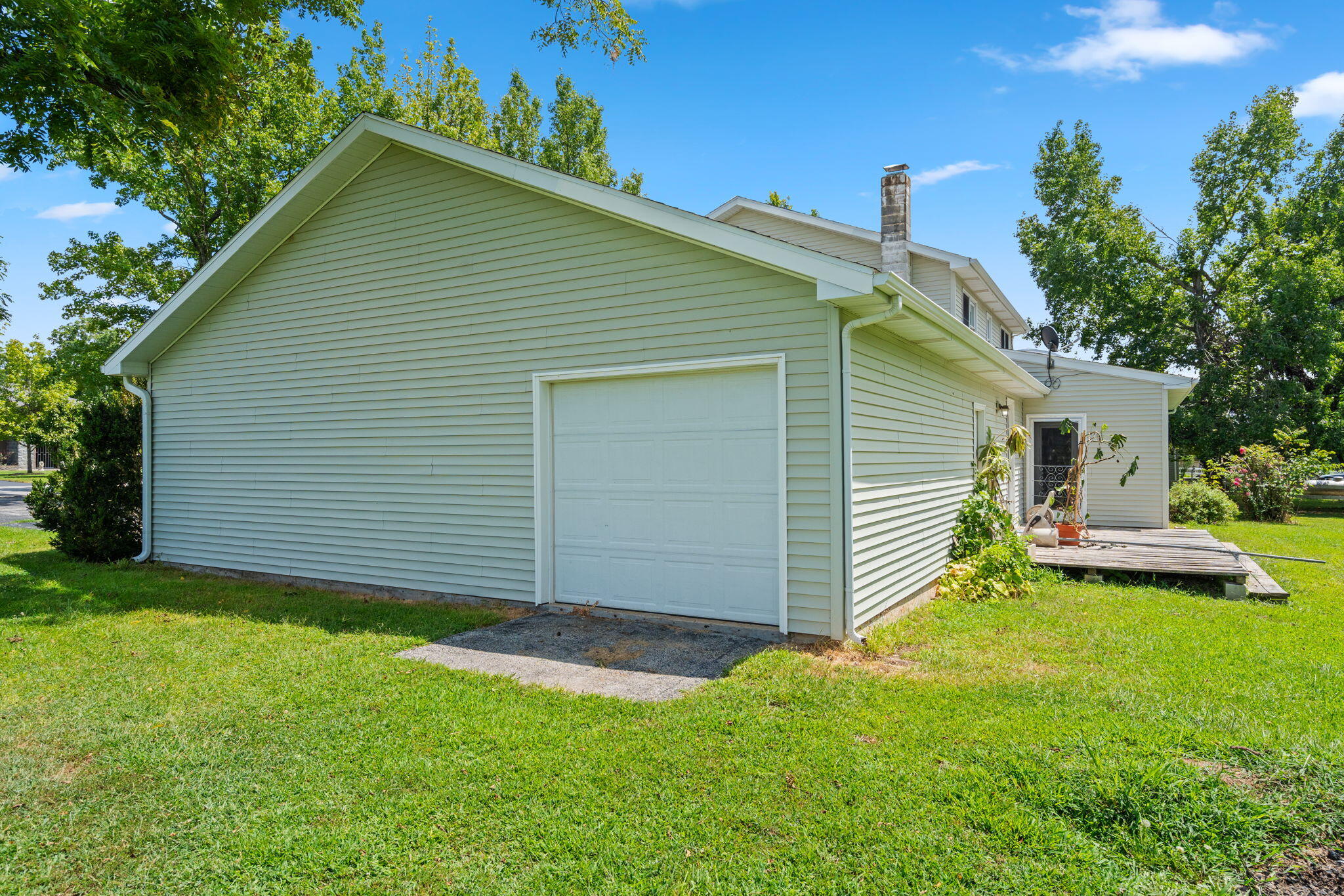 8488 West Sunset Drive Property Photo 4