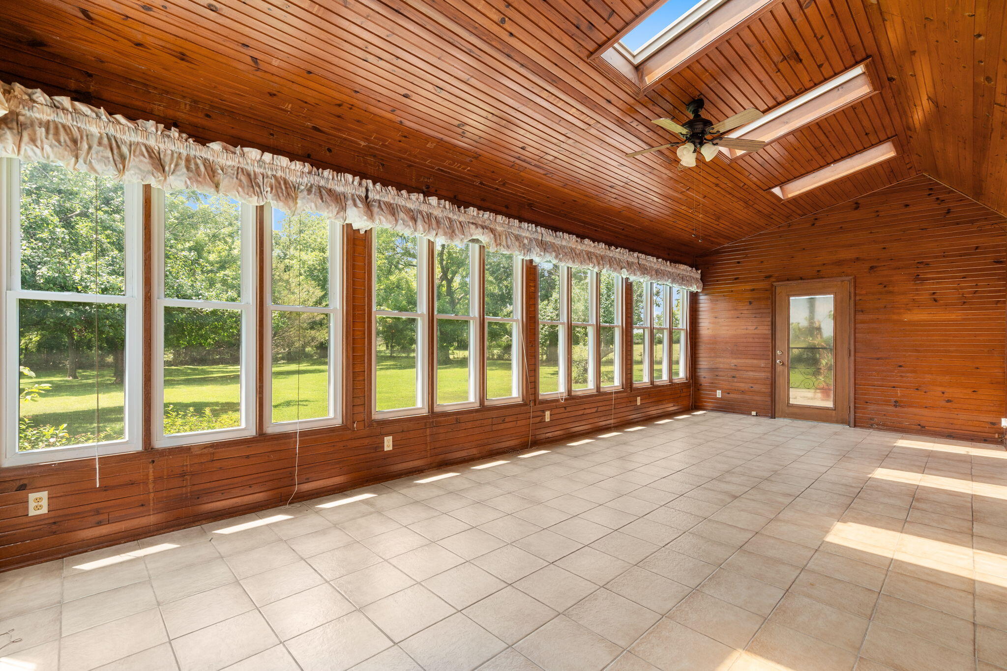 8488 West Sunset Drive Property Photo 14