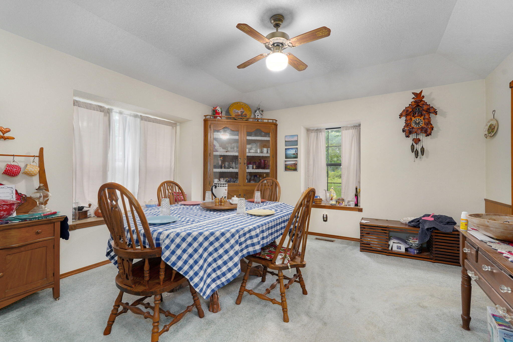 602 West Mchenry Street Property Photo 14