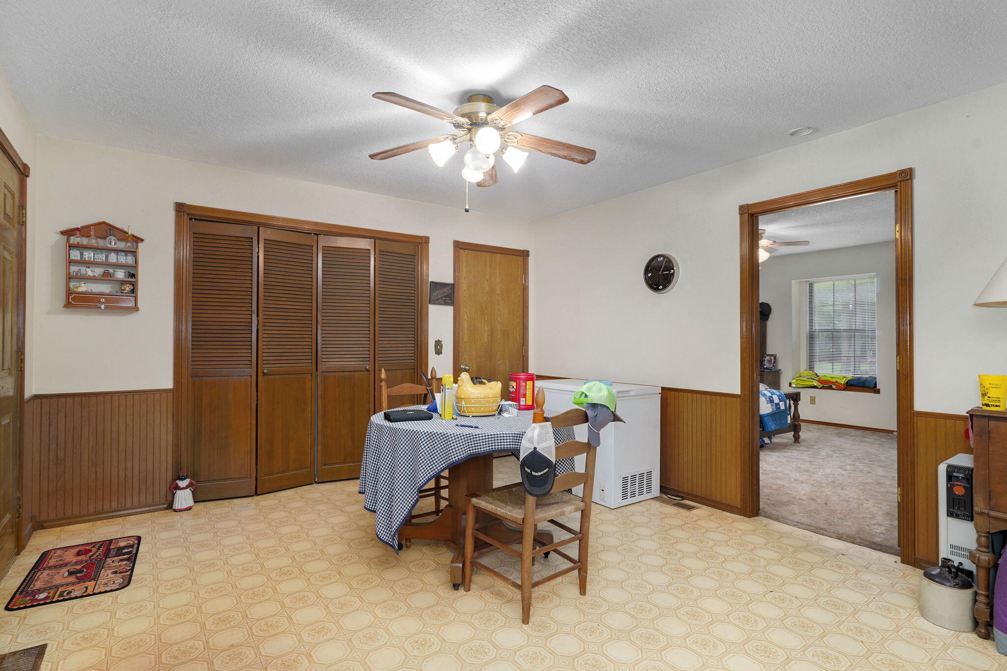 602 West Mchenry Street Property Photo 19