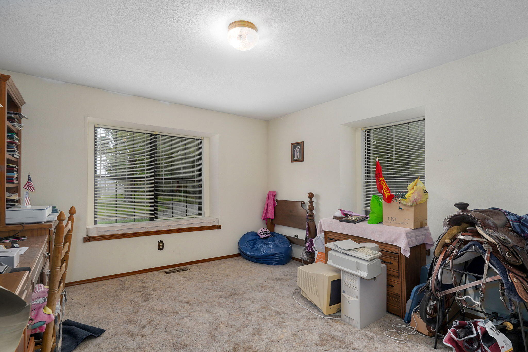 602 West Mchenry Street Property Photo 31