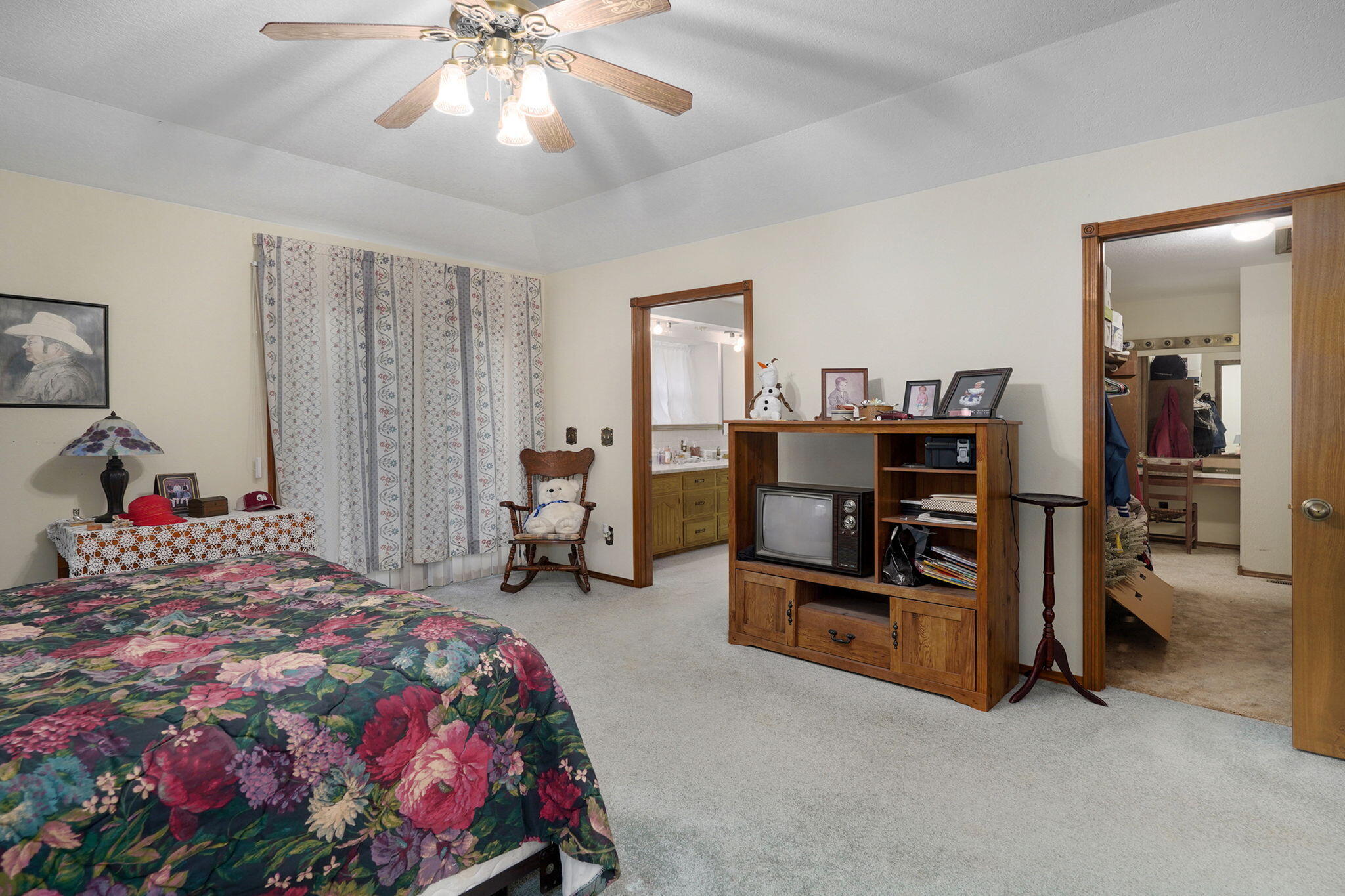 602 West Mchenry Street Property Photo 33