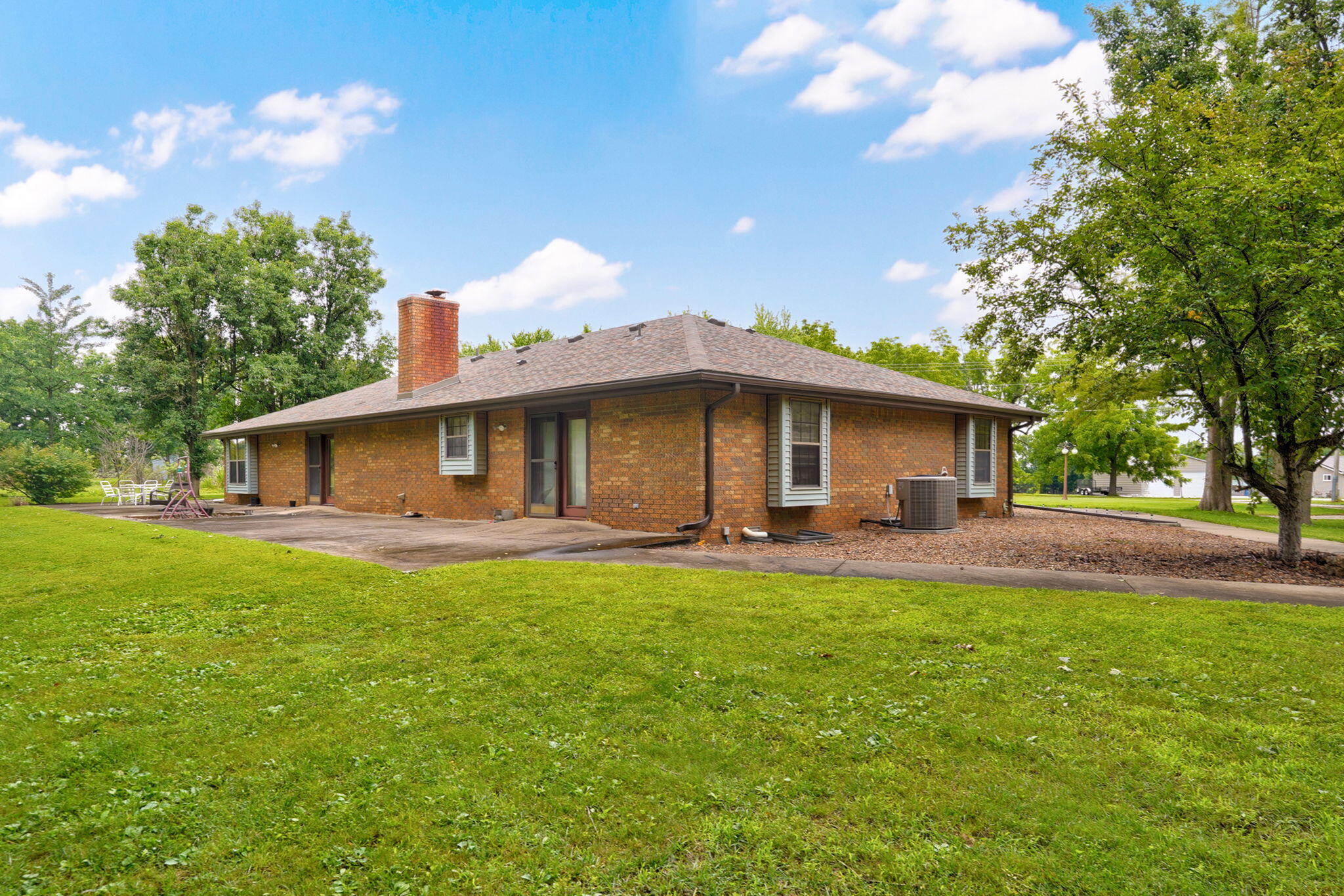 602 West Mchenry Street Property Photo 78