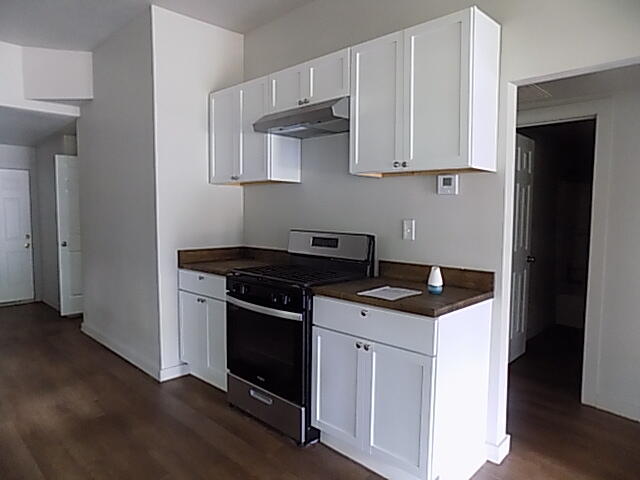2111 North Newton Avenue Property Photo 5