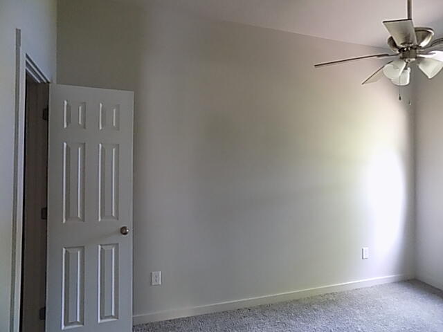 2111 North Newton Avenue Property Photo 6