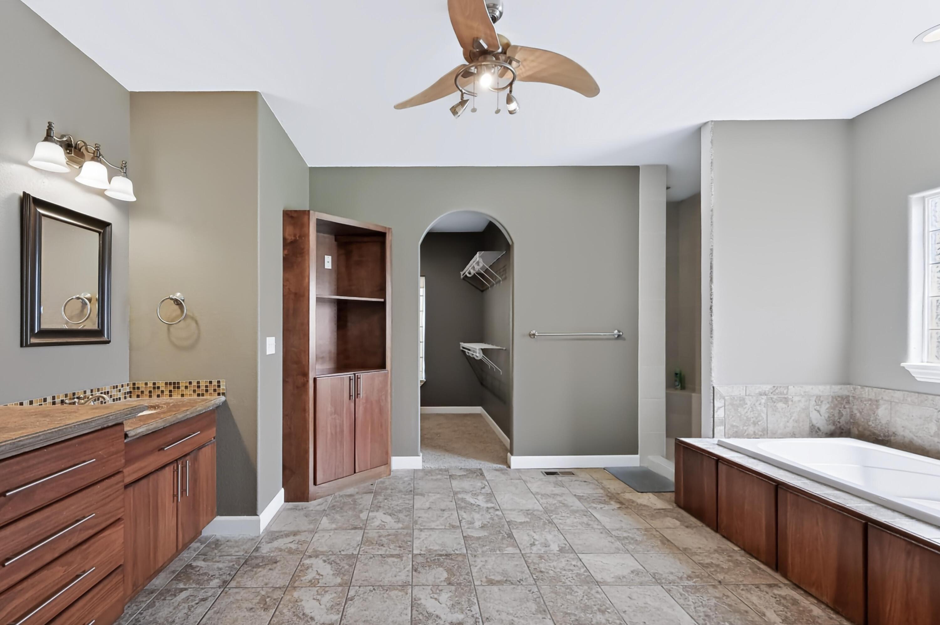 3106 North Brownell Avenue Property Photo 25