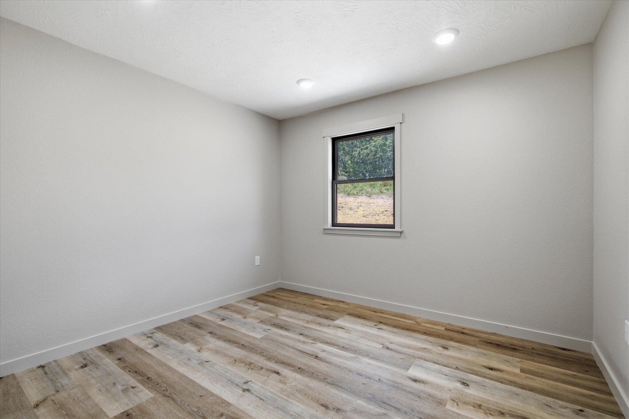 805 Ward Street Property Photo 18