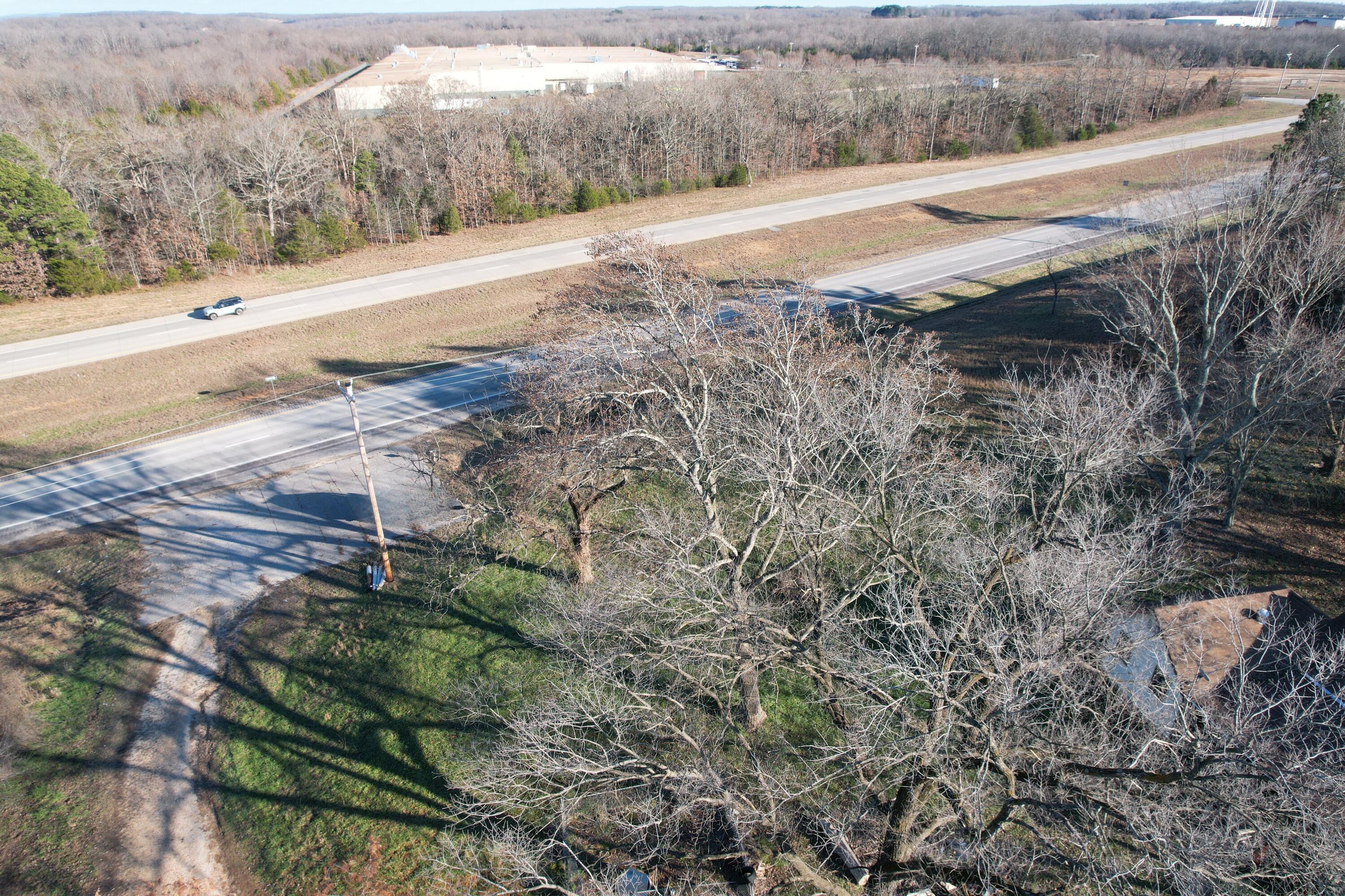 000 Highway 63 Property Photo 40