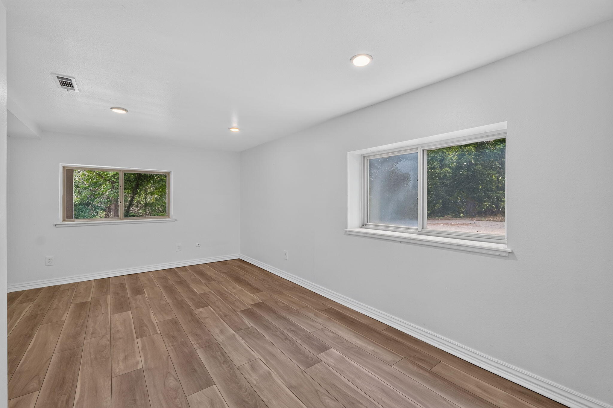 18317 Collins Road Property Photo 29