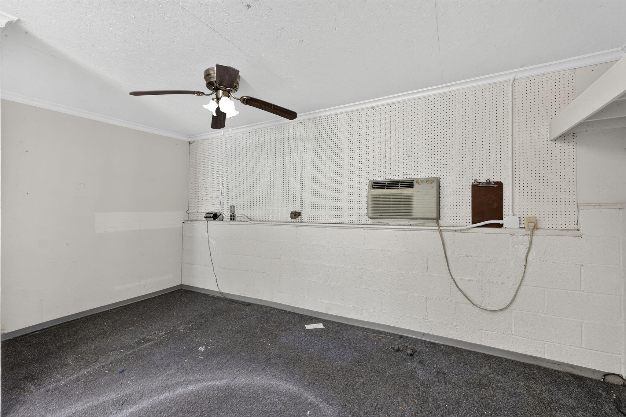 18317 Collins Road Property Photo 32