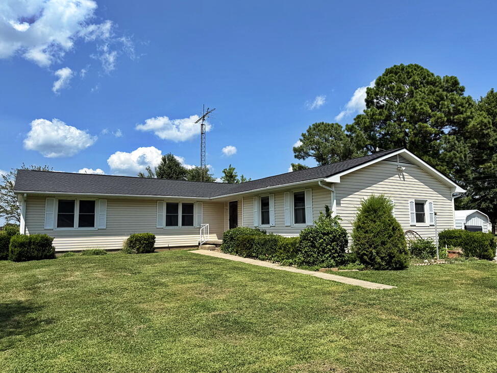 1409 South State Highway 32 Property Photo 23
