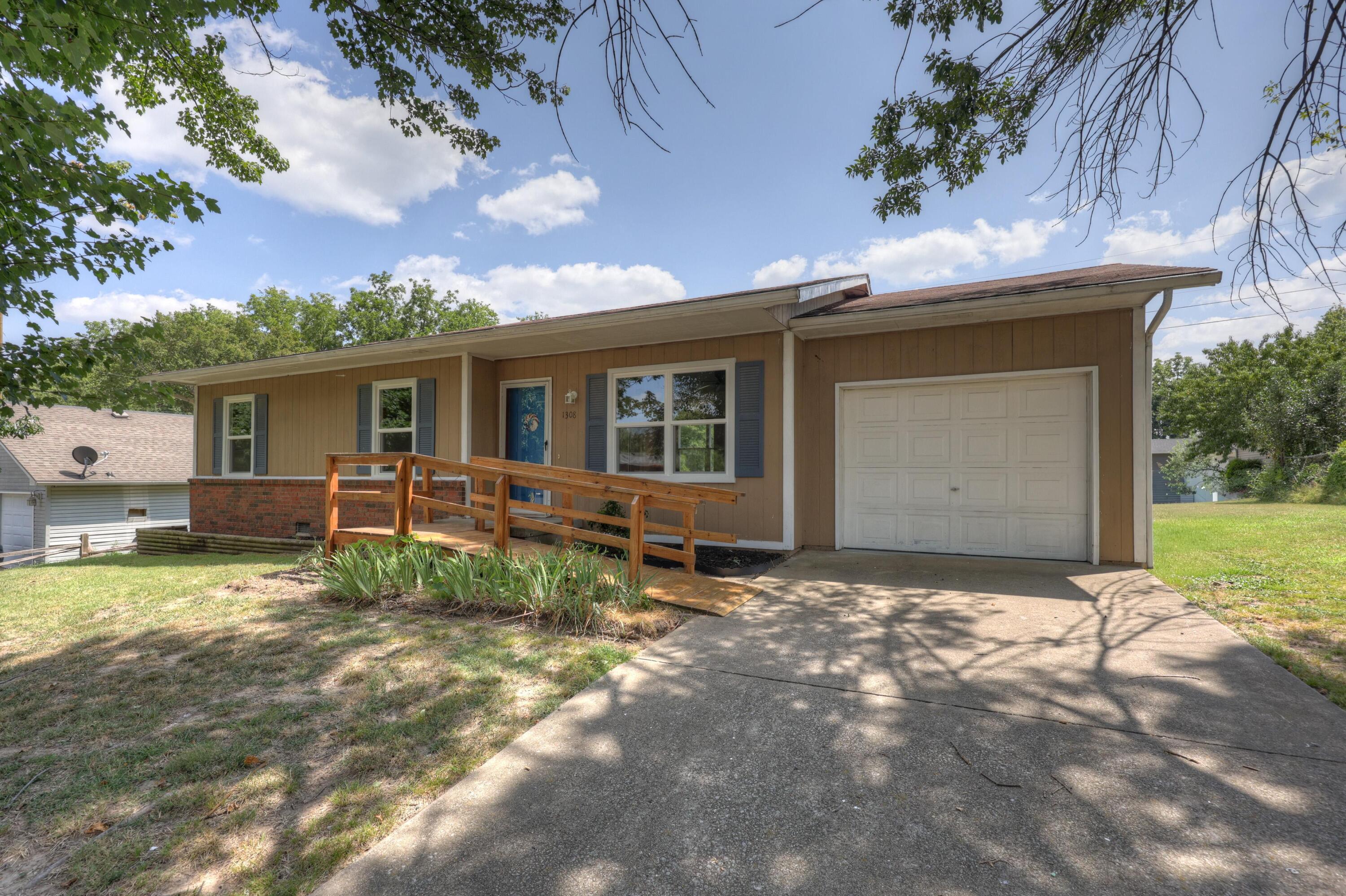 1308 Kimberly Lane Property Photo 1