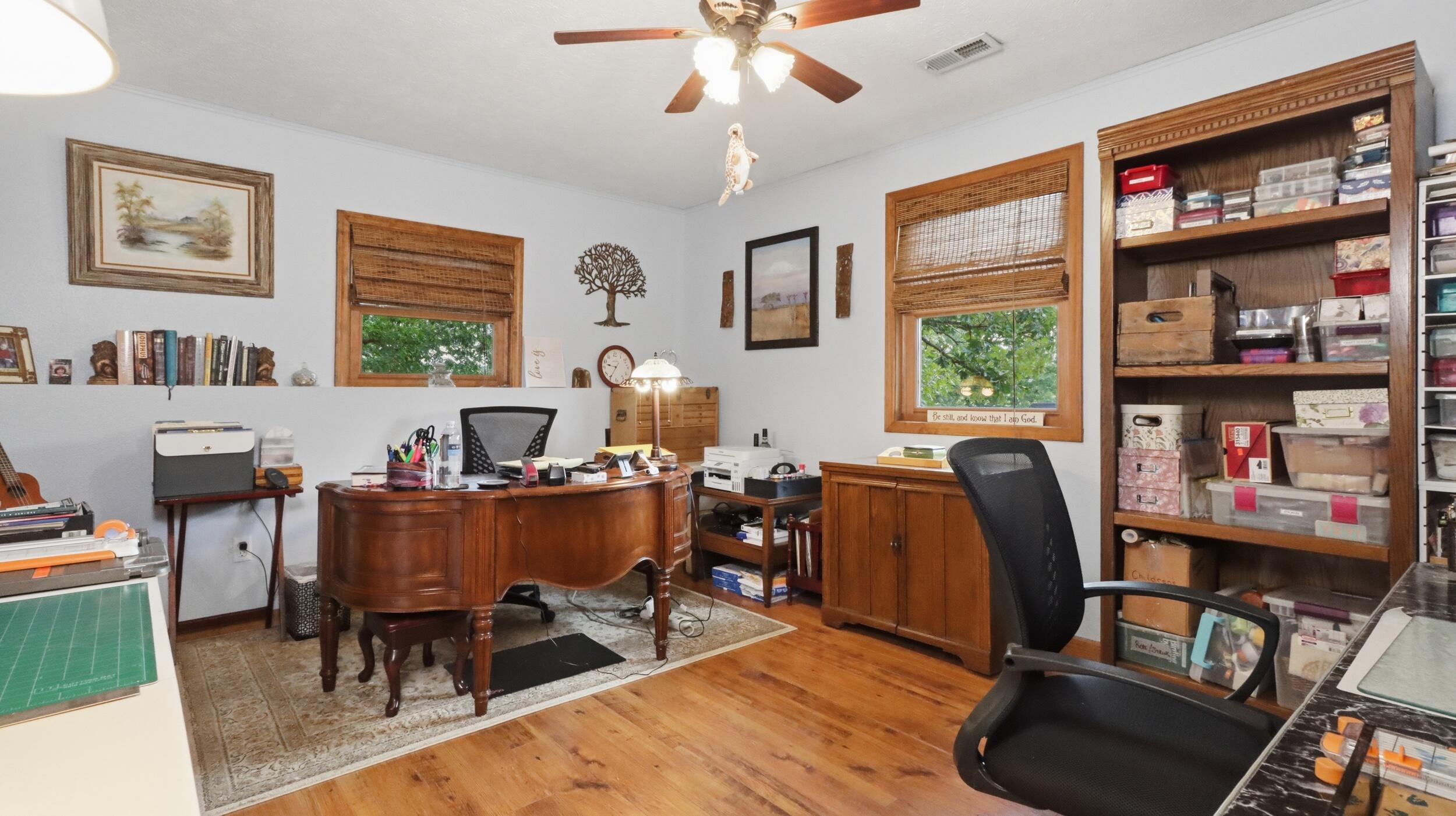 18482 Dixon Road Property Photo 20