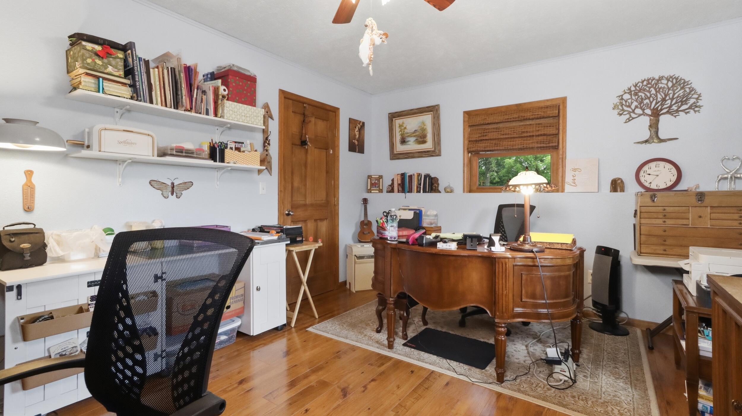 18482 Dixon Road Property Photo 21