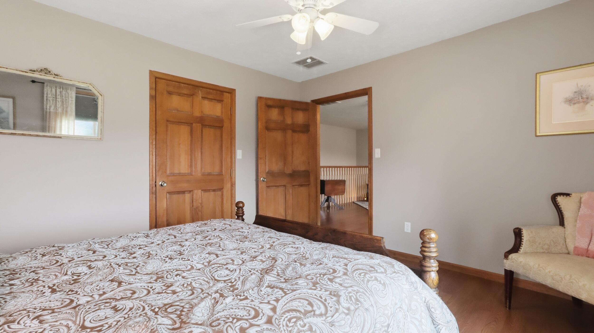 18482 Dixon Road Property Photo 28