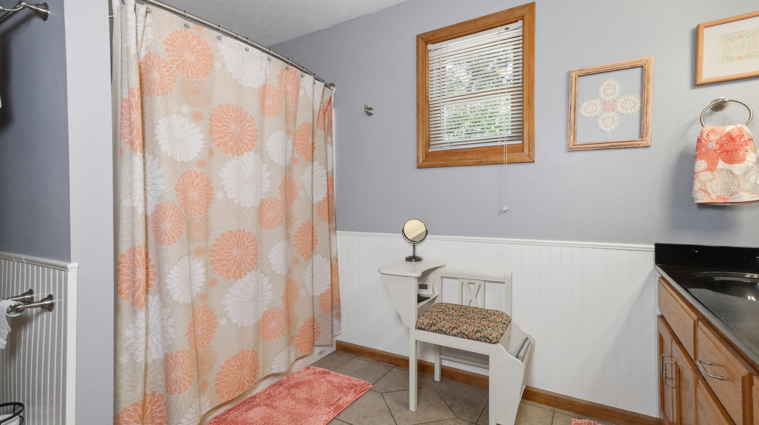 18482 Dixon Road Property Photo 33