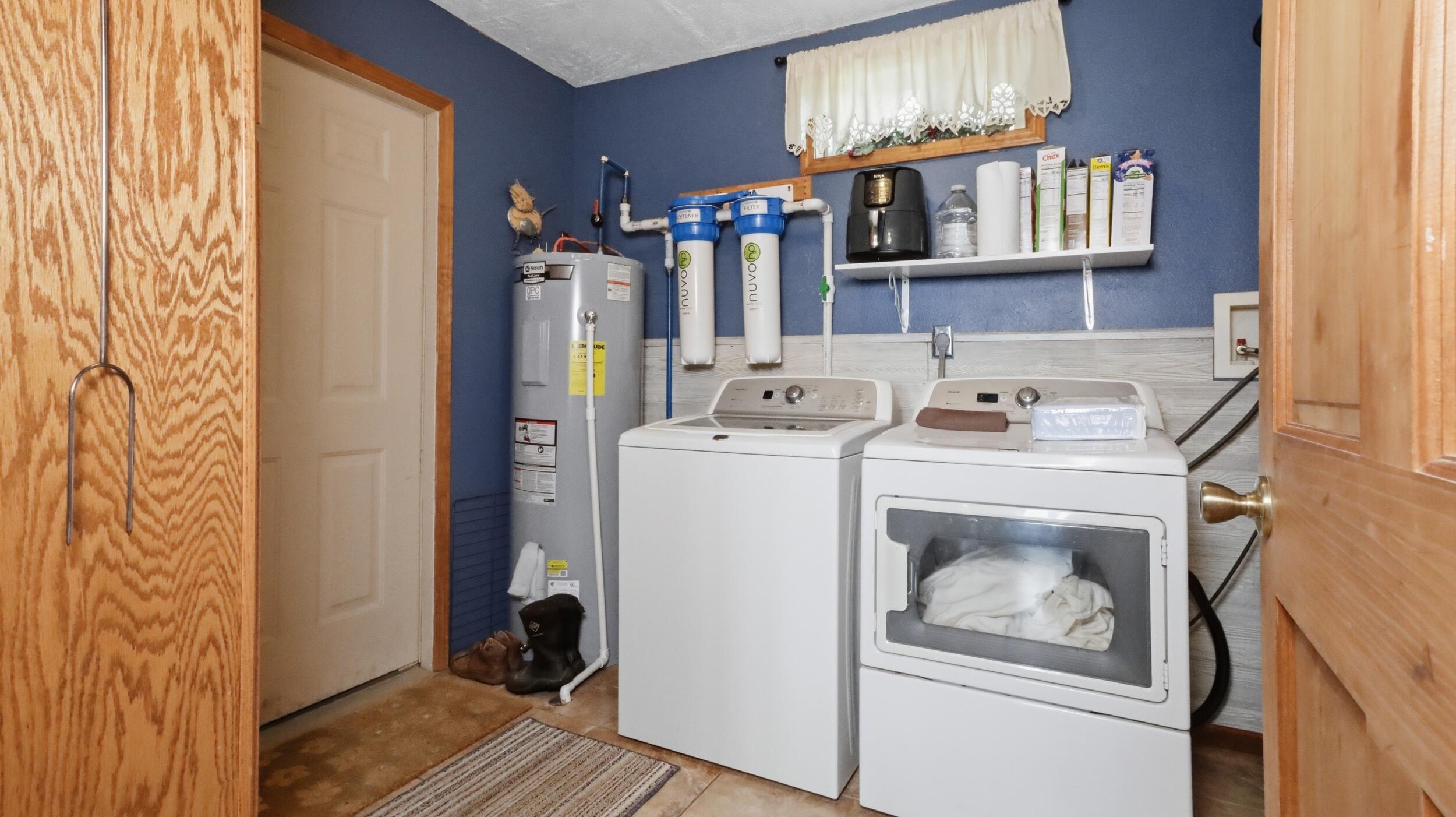 18482 Dixon Road Property Photo 35
