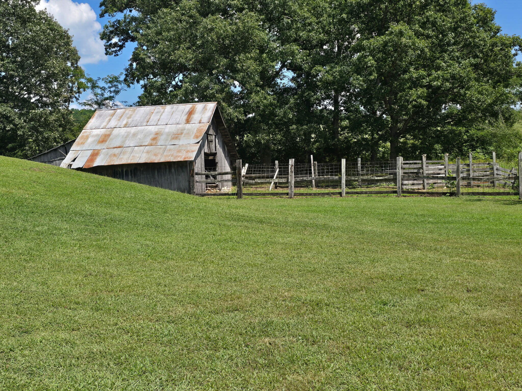 18482 Dixon Road Property Photo 46