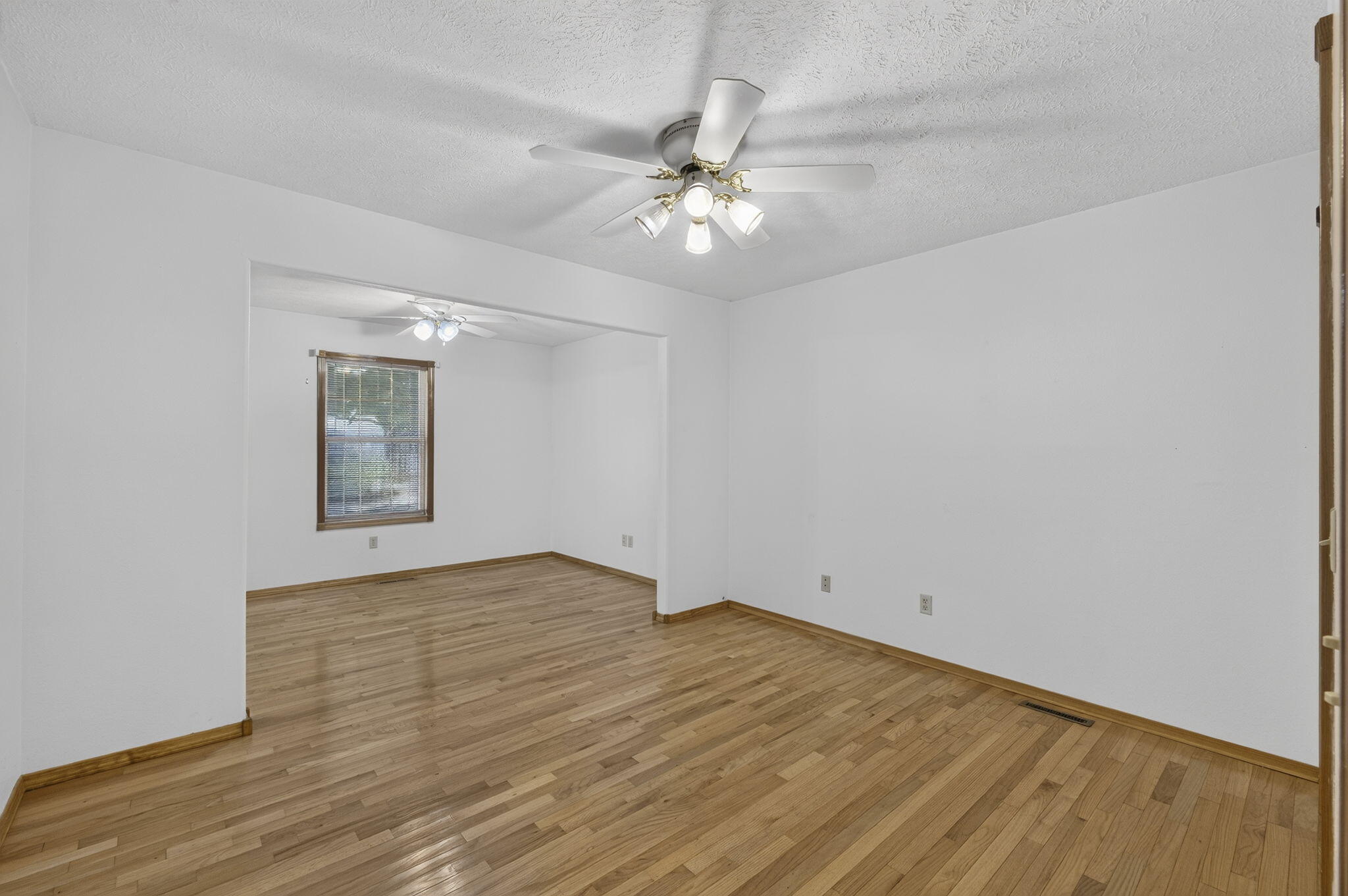 2259 West Cantebury Street Property Photo 13