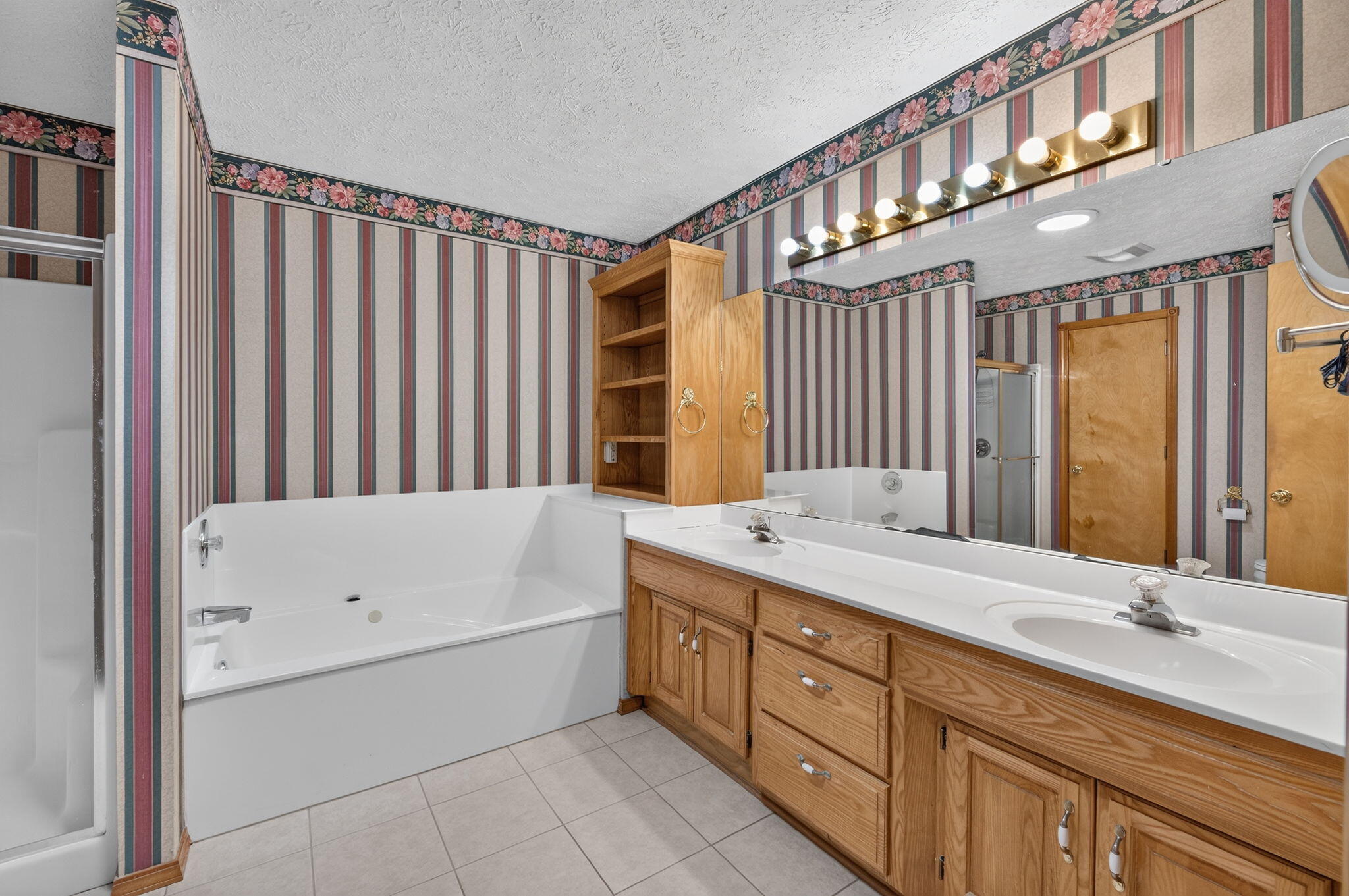 2259 West Cantebury Street Property Photo 18