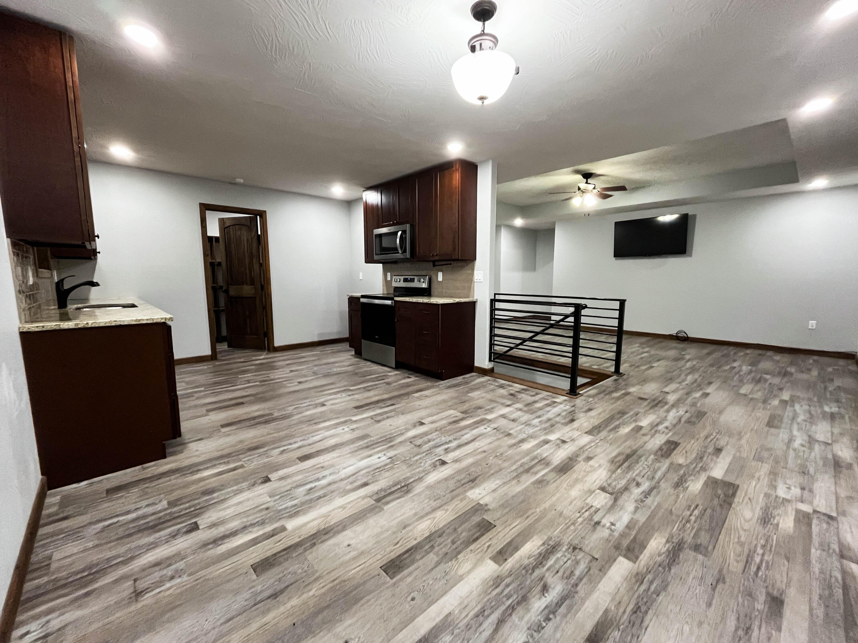 207 Juniper Avenue Property Photo 6