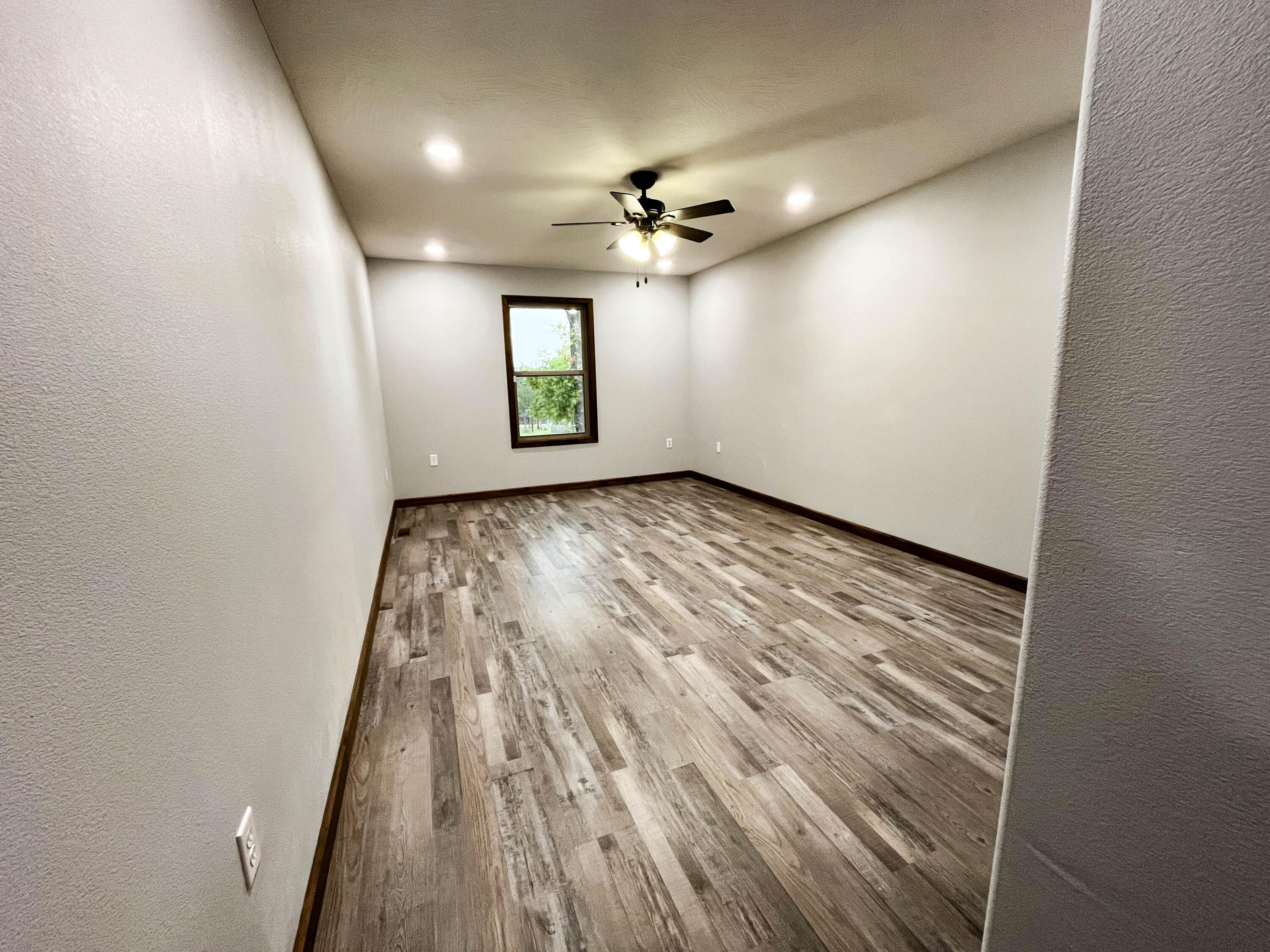 207 Juniper Avenue Property Photo 16